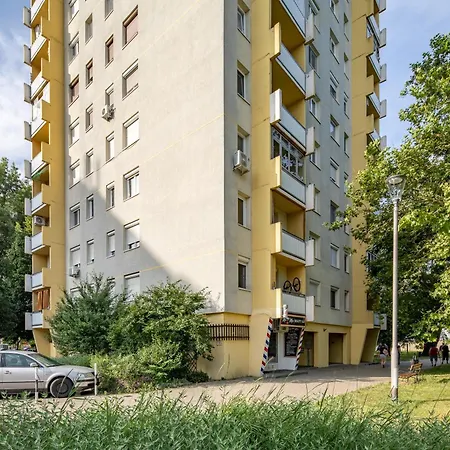 Lizo 1 Apartment *